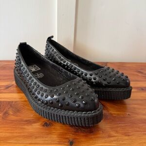 TUK Black Spiked Pointed Ballet Creeper Flats